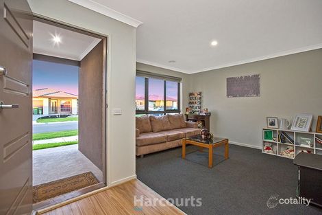Property photo of 10 Longmeadow Road Officer VIC 3809