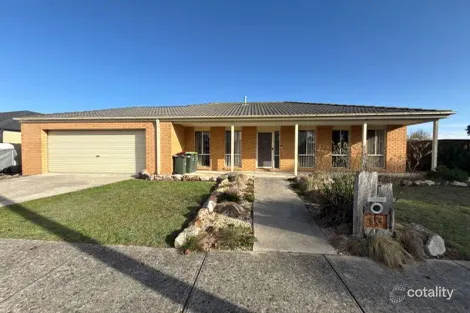 13 STOCKMAN WAY, LONGWARRY, VIC 3816