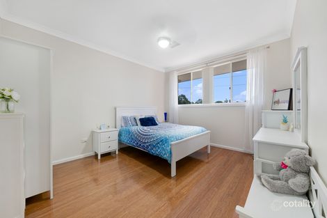 Property photo of 3 Hyalin Place Eagle Vale NSW 2558