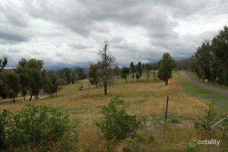 40 Hawkes Rd, Humevale, VIC 3757