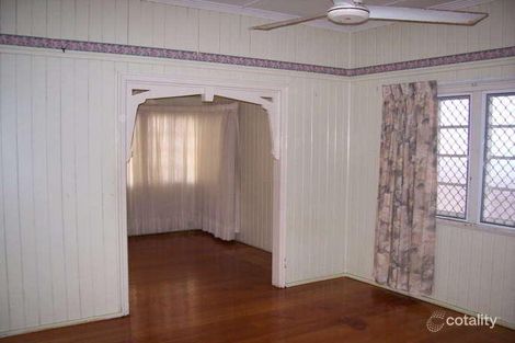 Property photo of 8 Batt Street Hyde Park QLD 4812