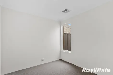 Property photo of 366 Lake Valley Drive Lakelands WA 6180