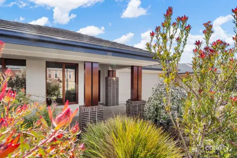 Property photo of 8 Lomandra Avenue Maddingley VIC 3340