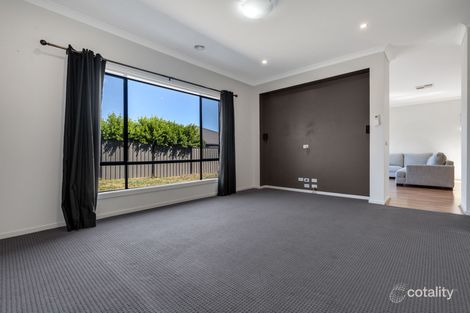 Property photo of 109 Waterview Boulevard Craigieburn VIC 3064