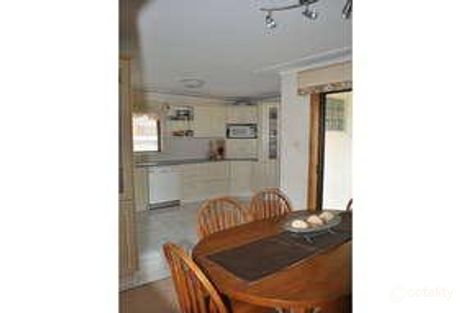 Property photo of 2 Hoyt Street Kanahooka NSW 2530