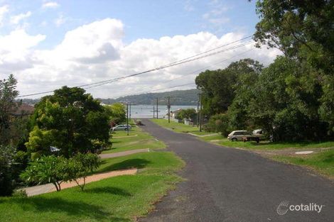 Property photo of 17 Como Parade Pretty Beach NSW 2257