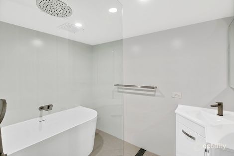 Property photo of 7/91-97 Duporth Avenue Maroochydore QLD 4558
