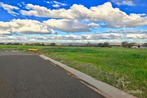 Property photo of 8 Camellia Parade Parkes NSW 2870