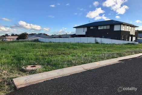 Property photo of 8 Camellia Parade Parkes NSW 2870