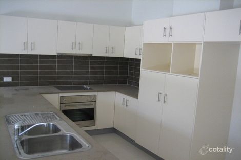 Property photo of 2/254 Riding Road Balmoral QLD 4171