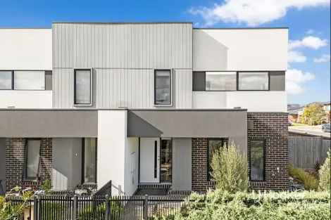 Property photo of 24 Palmerston Walk Werribee VIC 3030