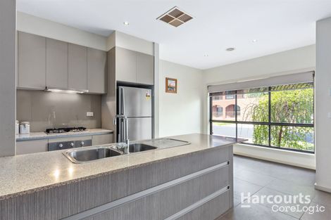 Property photo of 35 Runcorn Crescent Deer Park VIC 3023