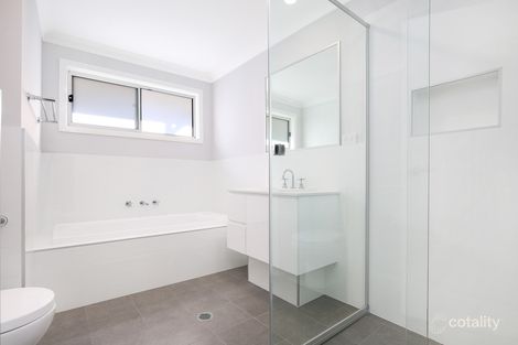 2 Lochview Ave, Farmborough Heights, NSW 2526