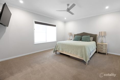 Property photo of 14 Herbert Way Rural View QLD 4740