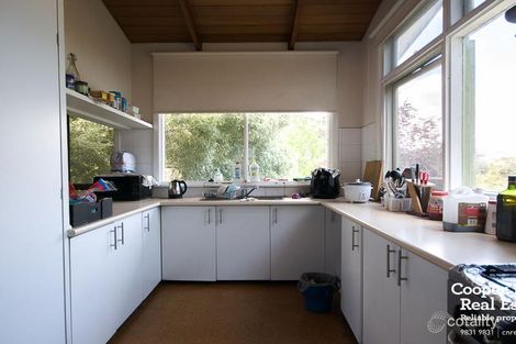 Property photo of 42 McIntyre Street Burwood VIC 3125