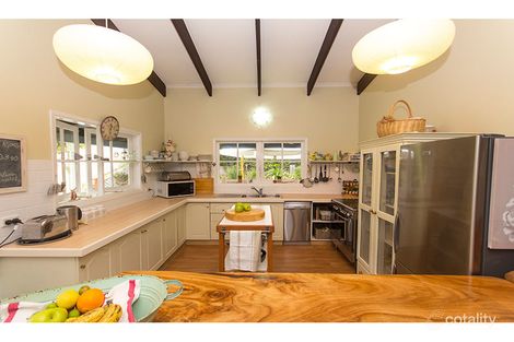 Property photo of 16 Gretty Lane Lower Beechmont QLD 4211