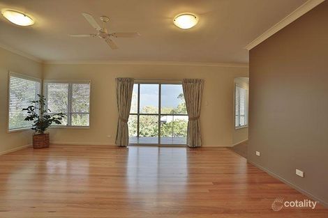 Property photo of 22 Robertson Crescent Prince Henry Heights QLD 4350