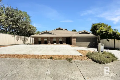 2 Frow Ct, Canadian, VIC 3350