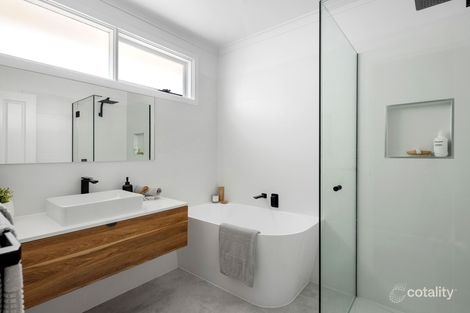 Property photo of 76 Frank Street Frankston VIC 3199