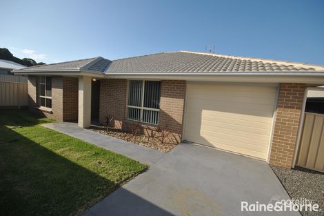 12a Alpina Pl, South Nowra, NSW 2541