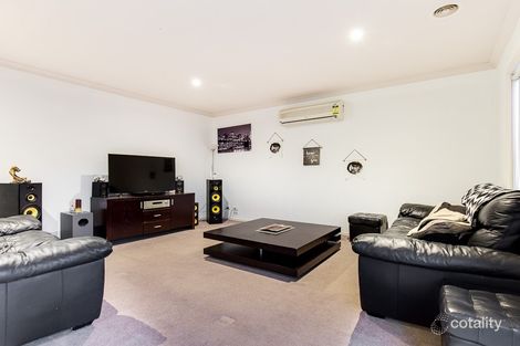 Property photo of 18 McDougall Place Truganina VIC 3029