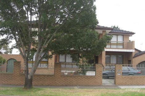 13 Beaver St, St Albans, VIC 3021