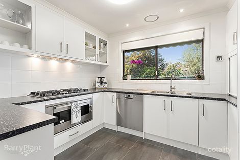 Property photo of 4 Dryden Court Bundoora VIC 3083