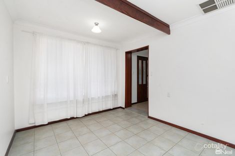 Property photo of 31 Windarra Way Armadale WA 6112