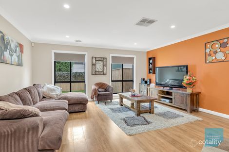 Property photo of 10 The Parkway Caroline Springs VIC 3023