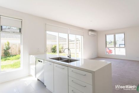 Property photo of 27 Finn Mews Blackburn North VIC 3130