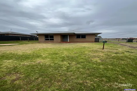 Property photo of 28 King Street Memerambi QLD 4610
