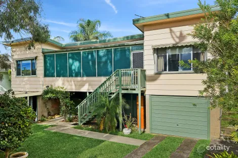 37 Noorong Ave, Forresters Beach, NSW 2260