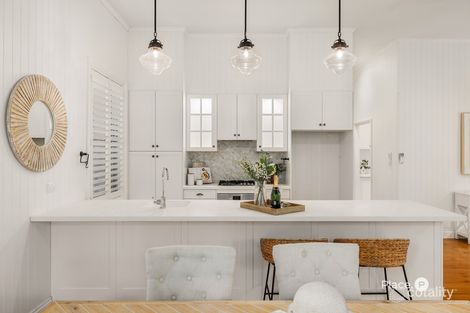 Property photo of 42 Temple Street Coorparoo QLD 4151