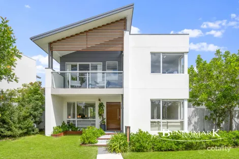 17 Bartholomew Cct, Moorebank, NSW 2170