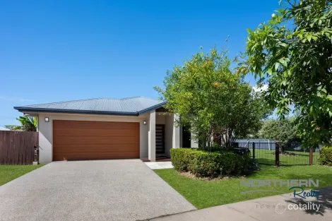 Property photo of 1 Pongamia Parade Mount Low QLD 4818
