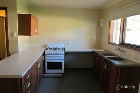 Property photo of 8 Eugene Crescent Parafield Gardens SA 5107