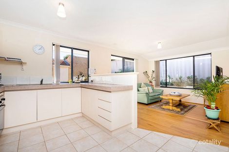Property photo of 2/9 Muir Street Innaloo WA 6018