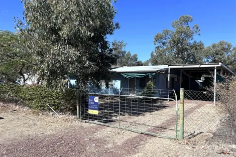 31 Willoughby St, Willows, QLD 4702