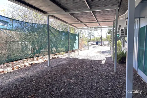 Property photo of 31 Willoughby Street Willows QLD 4702