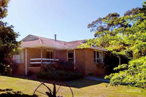 Property photo of 34 Andrew Avenue Woodend VIC 3442