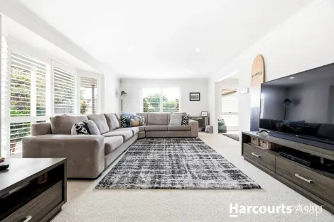 Property photo of 31 Bournevale Drive Berwick VIC 3806