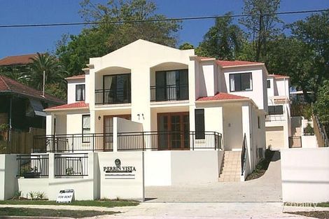 Property photo of 2/7 Indooroopilly Road Taringa QLD 4068