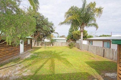Property photo of 23 Bondi Road The Entrance North NSW 2261