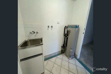 Property photo of 2/18 Discovery Drive Helensvale QLD 4212