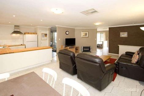 Property photo of 16 Logan Court Seville Grove WA 6112