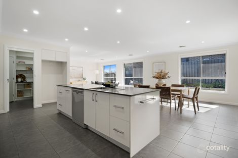 Property photo of 10 Andres Street Orange NSW 2800