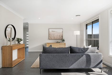 Property photo of 10 Andres Street Orange NSW 2800