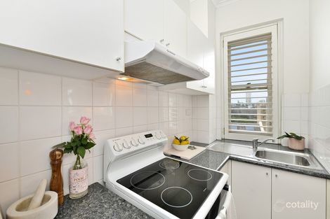 Property photo of 9/25 Elizabeth Bay Road Elizabeth Bay NSW 2011