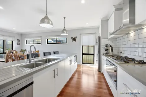 Property photo of 37 Cooper Street Alexandra VIC 3714