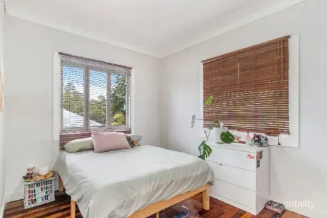 Property photo of 44 Market Street Indooroopilly QLD 4068